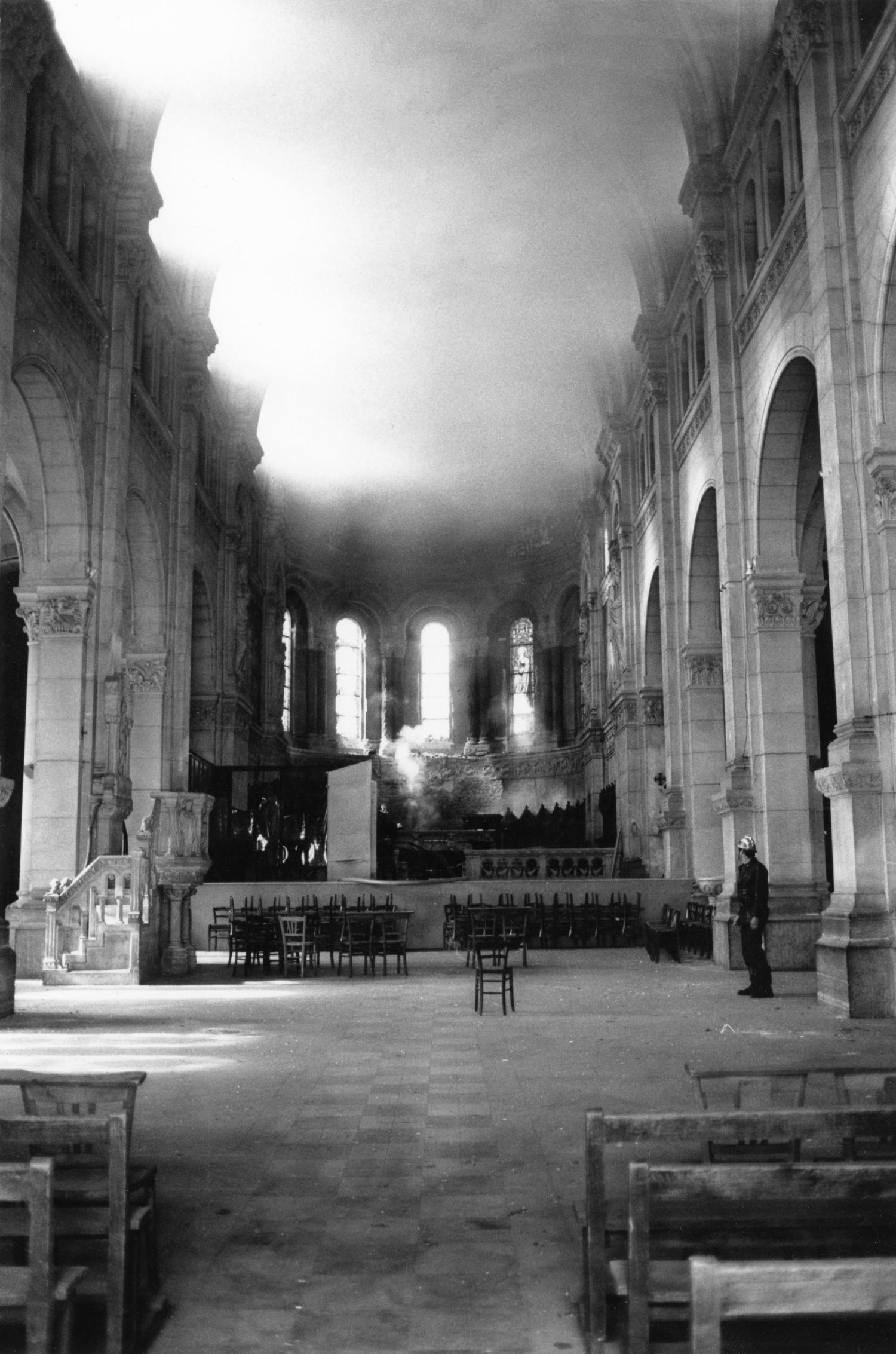 [Incendie dans l'église du Bon-Pasteur]