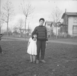 [Portrait de deux enfants]