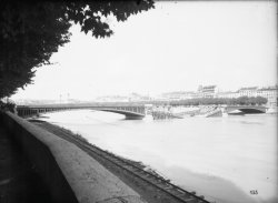 [Destruction des ponts de Lyon par l'armée allemande (septembre 1944)]