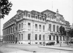 [Mairie du 7e arrondissement de Lyon]