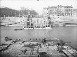 [Reconstruction du pont Galliéni]