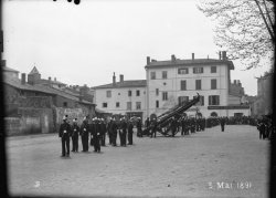 [Harmonie musicale, défilé du 3 mai 1891, à Villefranche-sur-Saône]