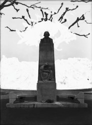 [Monument à Barthélemy Thimonnier (1793-1857), place Aristide-Briand]