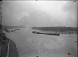 [Compagnie nationale du Rhône (C.N.R.) : construction du port Edouard-Herriot]