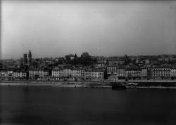 [Vue de Macon et des bords de Saône]