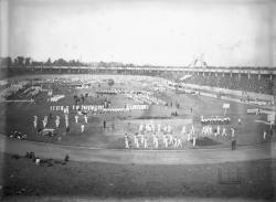 [Inauguration du stade municipal de Gerland]