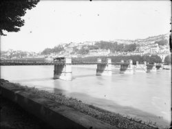 [Le Pont Vaïsse : rive droite]