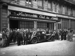 [Automobile-Club du Rhône : François Lecot et sa traction Citroën 11 CV]