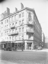 [64, rue de la République]