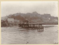 [La Construction du pont de la Boucle, le 19 janvier 1902]