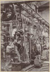 [Les Abattoirs et marché aux bestiaux de la Mouche, à Gerland, transformés en usine d'armement en 1914]