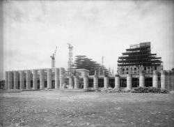 [Construction de l'hôtel de ville de Villeurbanne]