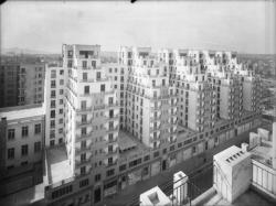 [Construction de l'hôtel de ville de Villeurbanne]