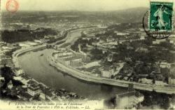 Lyon. - Vue sur la Saône prise de l'ascenseur de la Tour de Fourvière à 376 m. d'altitude