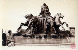 Lyon. - La Fontaine Bartholdi