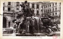 Lyon artistique. - Fontaine Bartholdi. - Place des Terreaux