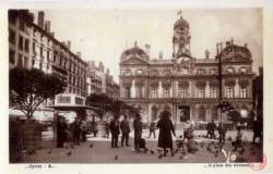 Lyon. - La Place des Terreaux