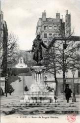 Lyon. - Statue du Sergent Blandan