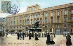 Lyon. - Le palais St Pierre