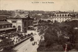 Lyon. - Gare de Perrache