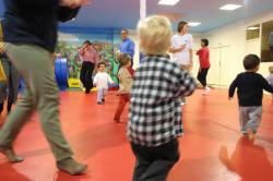 [The Little Gym, concept d'ateliers de gymnastique pour jeunes enfants]