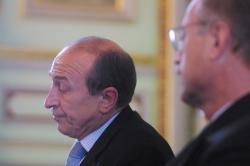 [Gérard Collomb, candidat de la Gauche à la présidence du Grand-Lyon]