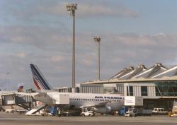 [Avion Air France à l'aéroport Lyon Saint-Exupéry]