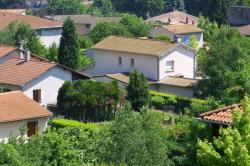 [Maisons particulières dans la région lyonnaise]