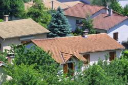 [Maisons particulières dans la région lyonnaise]