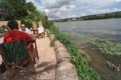 [Les guinguettes des bords de Saône]