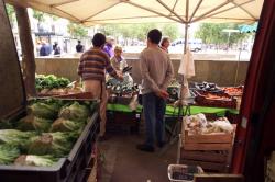 [Le marché biologique de la Croix-Rousse]