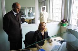 [Le ministre Laurent Fabius en visite à la trésorerie générale de Lyon]