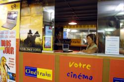 [Dispositif "Cinétrain" : kiosque de location de DVD en gare de Lyon-Part-Dieu]