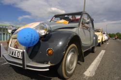 [Rassemblement des conducteurs de Citroën 2CV]