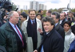 [Jean-Louis Borloo, ministre de la Ville, en déplacement à Vénissieux]