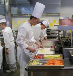 [Ouverture de la brasserie lyonnaise l'Ouest]