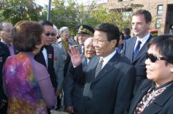 [Visite officielle du président Tran Duc Luong en France]