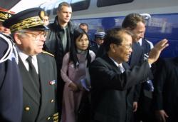 [Visite officielle du président Tran Duc Luong en France]