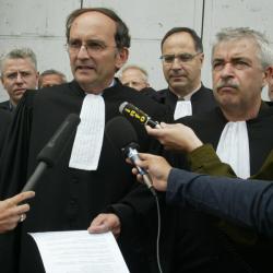 [Mobilisation des bâtonniers de la région Rhône-Alpes devant la prison Saint-Joseph de Lyon]