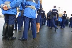 [Manifestation des gendarmes à la caserne Raby, à Bron]