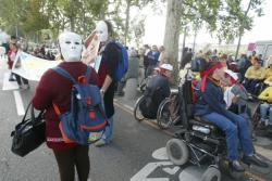 [Manifestation des handicapés à Lyon]
