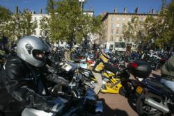 [Manifestation de la Fédération française des motards en colère]