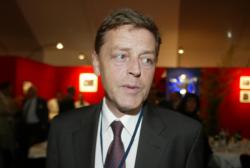 [Jean Frucquet, directeur régional de Peugeot]