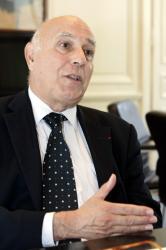 [Bruno Gignoux, président du goupe UMP au Grand Lyon]