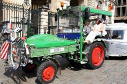 [Un Tour d'Europe en tracteur]