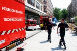 [Intervention des pompiers suite à une fuite de gaz rue de la République]