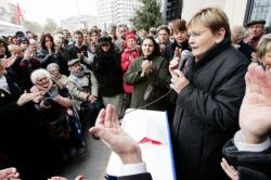 [Inauguration du nouveau siège du Parti communiste avec Marie-George Buffet]