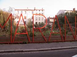 Le jardin nomade Brin d'Guill' : un jardin de quartier partagé