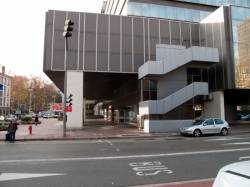 Photographes en Rhône-Alpes::Recherche isubjectgeographic:"Lyon (Rhône) -- Rue  du Lac"|isubjectgeographic:"Lyon (Rhône) -- Rue Paul Bert"