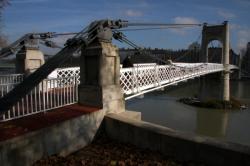 Passerelle du Collège, sur le Rhône, entre le quai Général Sarrail et le quai Jean Moulin